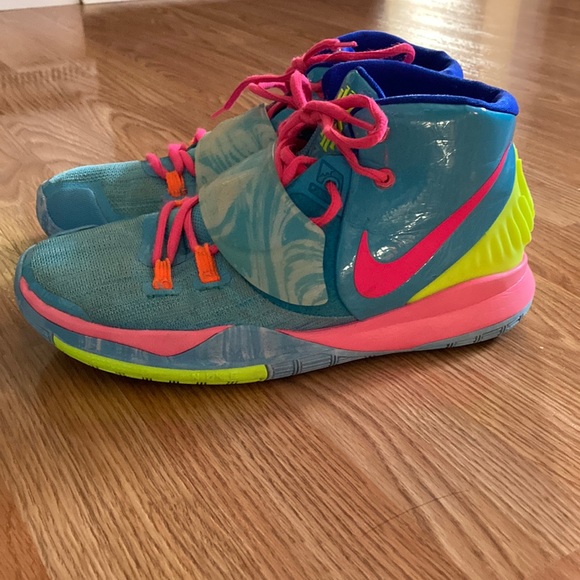 Nike Shoes - Kyrie Irving Nike basketball shoes